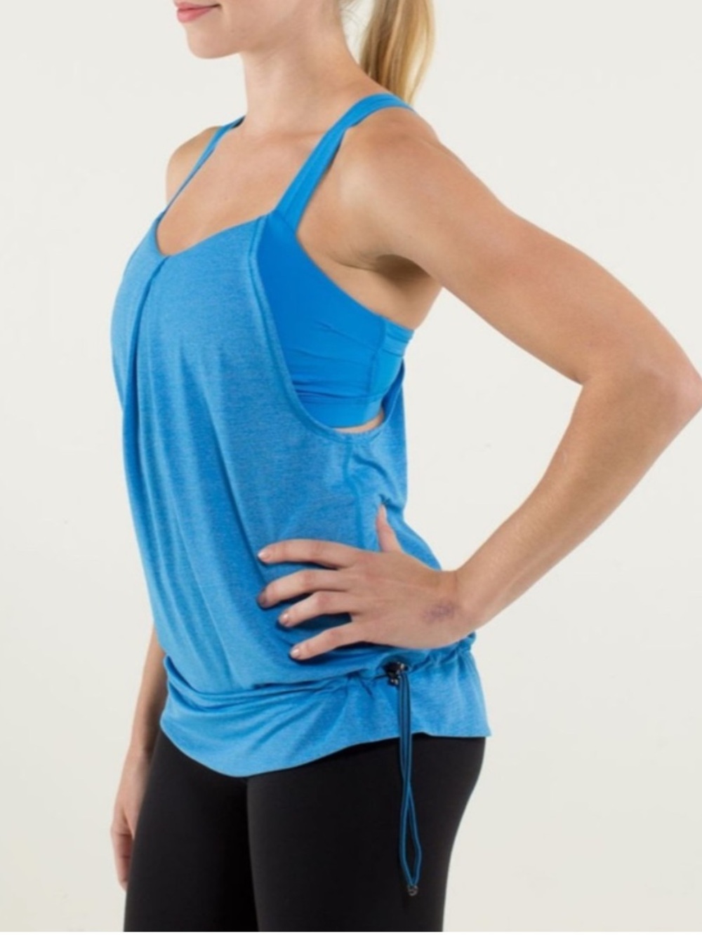 Lululemon Rest Less Tank with sports bra and cinch waist Cornflower size 4